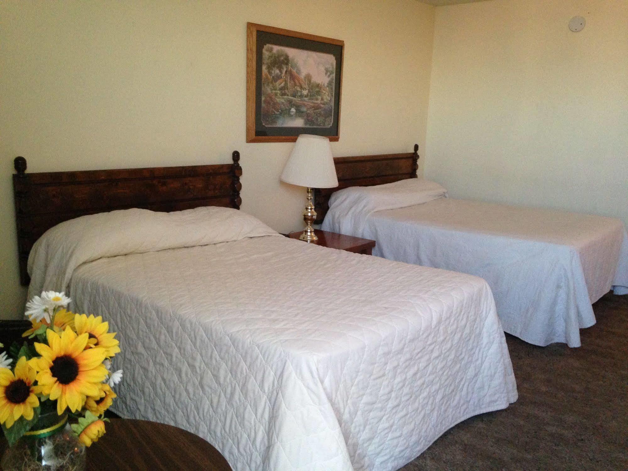 Candlelight Inn Scottsbluff Exterior photo